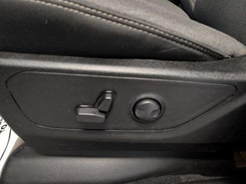 Used 2023 RAM 1500 Big Horn AWD/4WD image 12