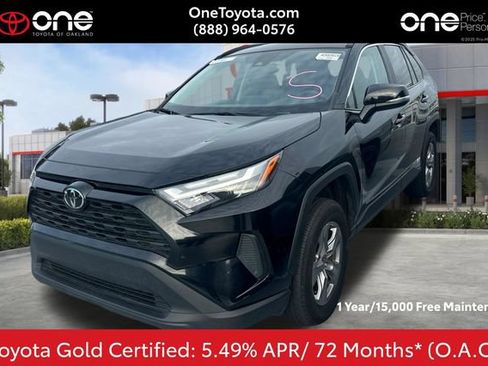 Certified 2025 Toyota RAV4 XLE AWD/4WD image 1