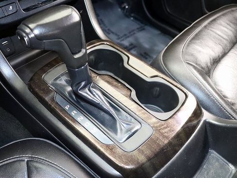 Used 2016 GMC Canyon SLT w/ Driver Alert Package image 22