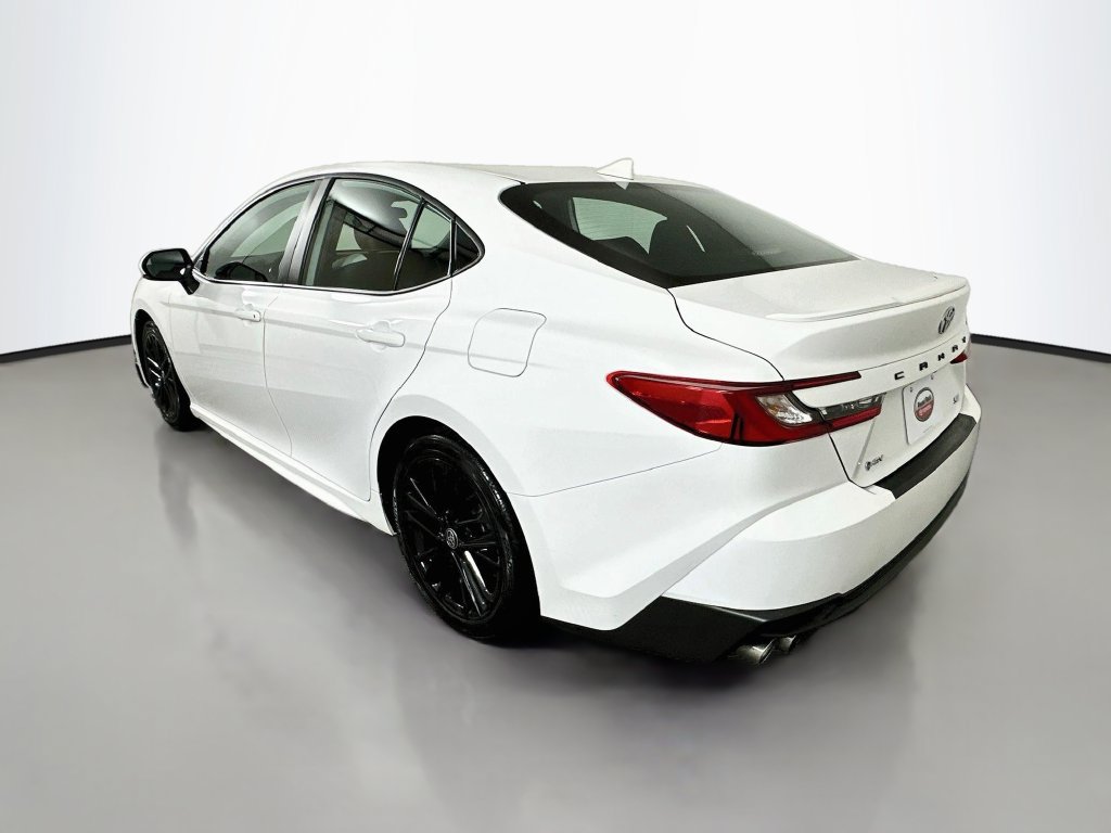 Certified 2025 Toyota Camry SE FWD image 7