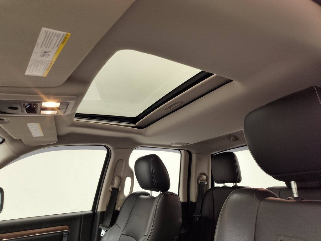Used 2014 RAM 1500 Laramie AWD/4WD image 27