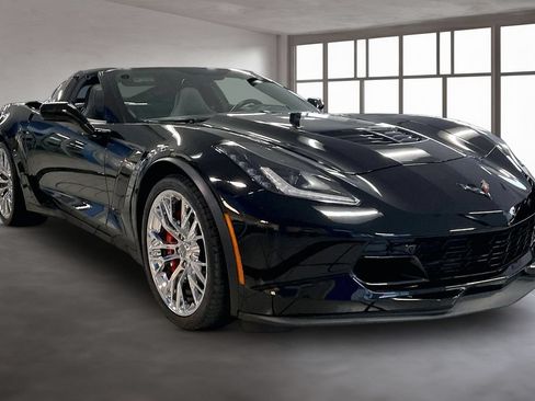 Used 2016 Chevrolet Corvette Z06 w/ 2LZ Preferred Equipment Group RWD image 3