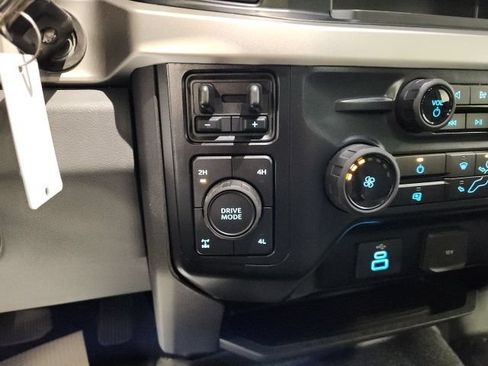 Used 2024 Ford F350 XLT AWD/4WD image 16