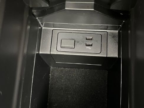 Certified 2023 MAZDA CX-9 Touring Plus image 24