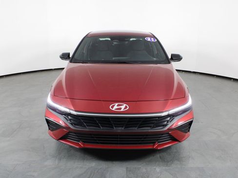 Certified 2025 Hyundai Elantra Sport image 14