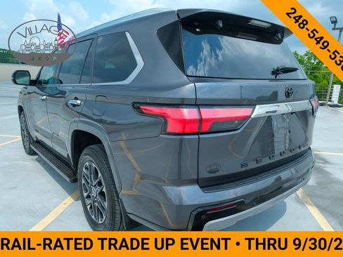 Used 2024 Toyota Sequoia Limited w/ Tow Technology Package AWD/4WD image 9