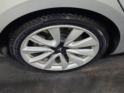 Used 2018 Tesla Model 3 Long Range image 5