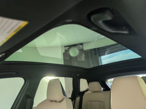 Used 2026 BMW X3 xDrive30 w/ Convenience Package image 12