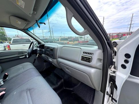 Used 2002 Ford F250 XL image 46