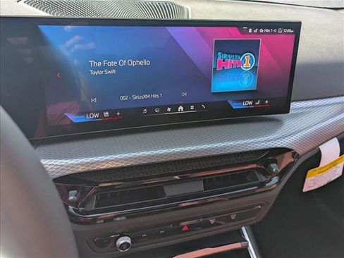 New 2026 BMW 330i Sedan w/ M Sport Package image 11