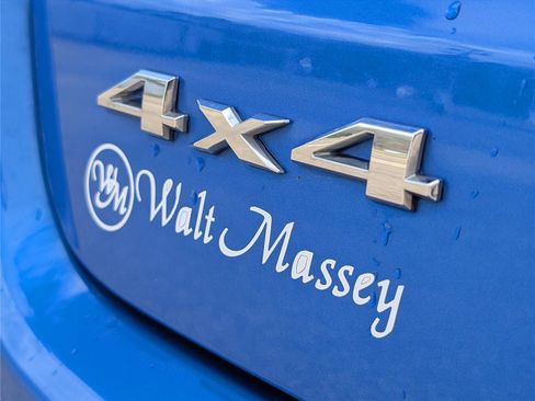 Used 2024 Jeep Compass Latitude image 37