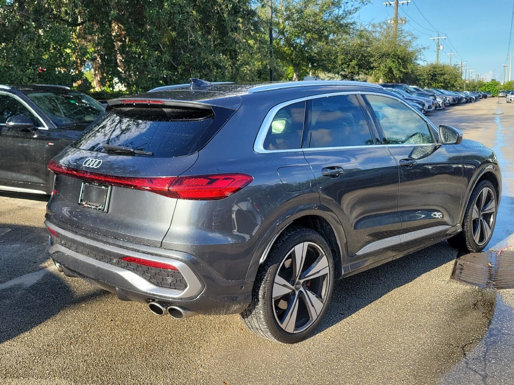 Certified 2025 Audi SQ5 Prestige w/ Prestige Package AWD/4WD image 6