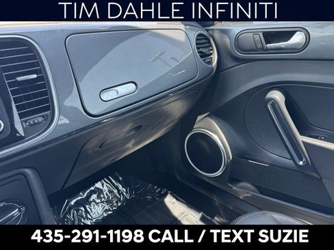 Used 2012 Volkswagen Beetle 2.5 image 10