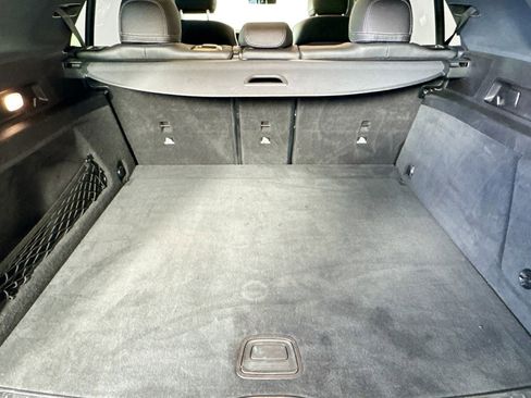 Used 2025 Mercedes-Benz GLE 350 4MATIC image 25