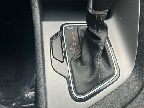 Used 2019 Kia Niro LX image 11