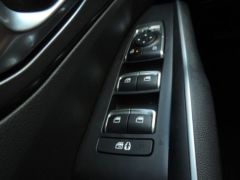 New 2025 Kia Sorento LX FWD image 20