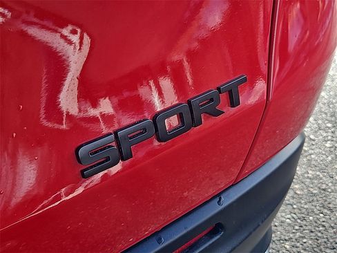 Certified 2025 Honda HR-V Sport image 11