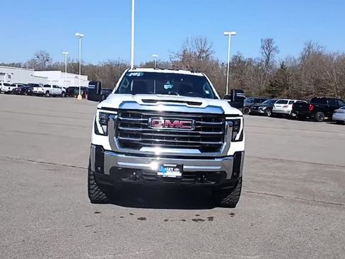 Certified 2024 GMC Sierra 2500 SLE w/ SLE Convenience Package image 3