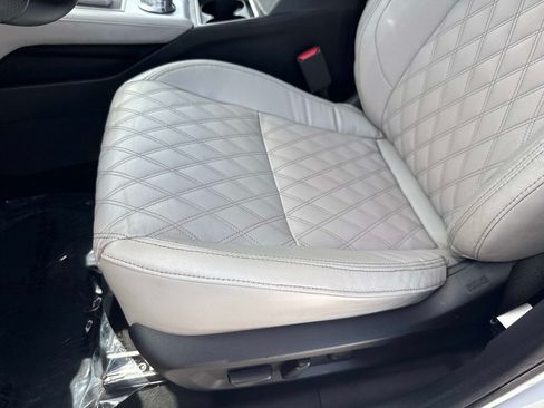 Used 2023 Mitsubishi Outlander SEL FWD image 21