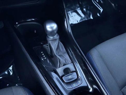 Used 2022 Toyota C-HR XLE image 31