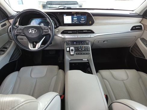 Used 2021 Hyundai Palisade Limited w/ Winter Package image 2