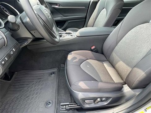 Used 2024 Toyota Camry LE image 19