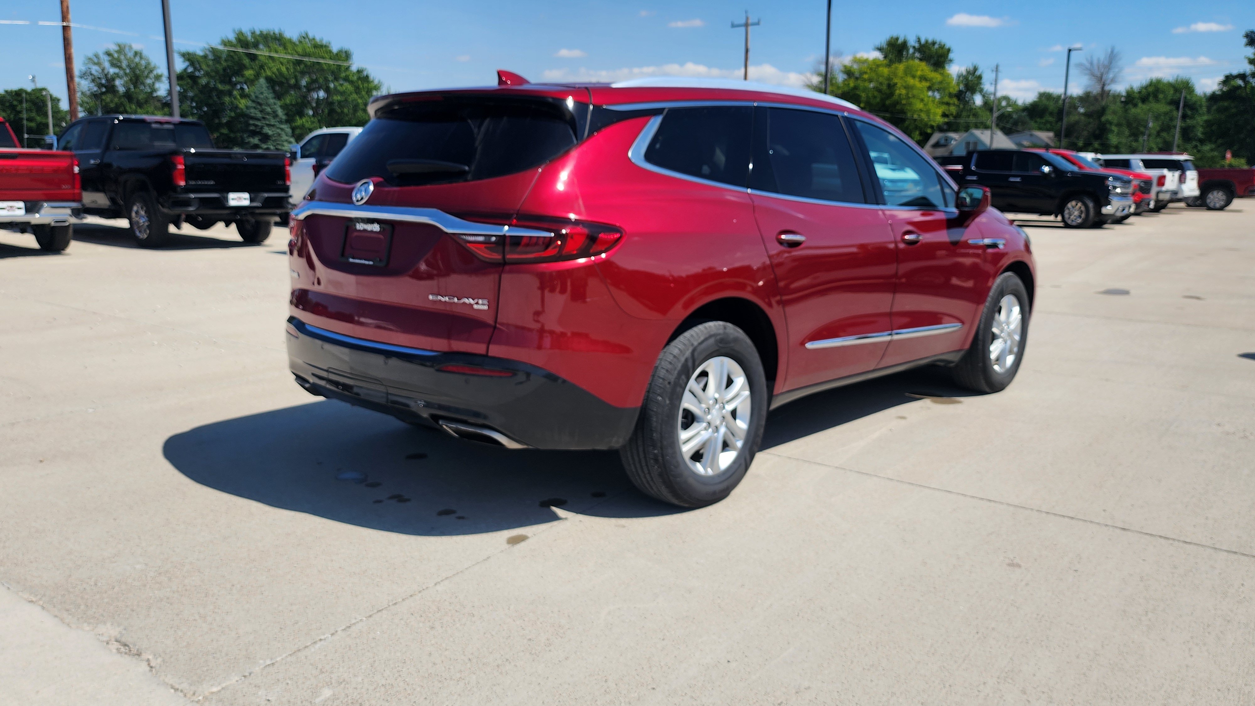 Used 2019 Buick Enclave Premium AWD/4WD image 5
