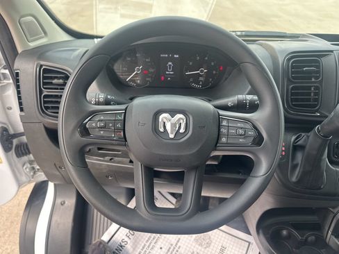 New 2025 RAM ProMaster 2500 w/ Convenience Group FWD image 7