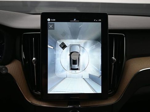 New 2026 Volvo XC60 B5 Plus w/ Protection Package Premier image 21