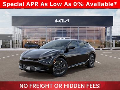 New 2025 Kia EV6 Light w/ Light LR Technology Package