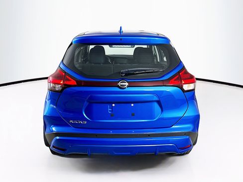 Used 2023 Nissan Kicks S image 29