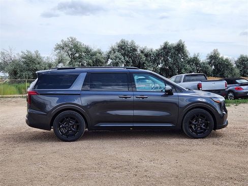 New 2026 Kia Carnival SX w/ SX Dark Edition Package image 2