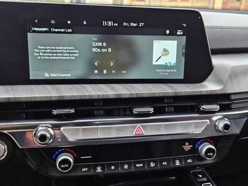 Used 2025 Kia Telluride SX image 26