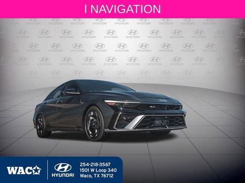 Used 2024 Volkswagen Atlas SE FWD image 5