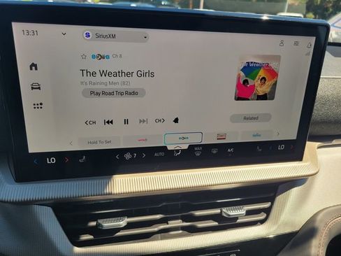 Certified 2026 Ford Explorer Active RWD image 22