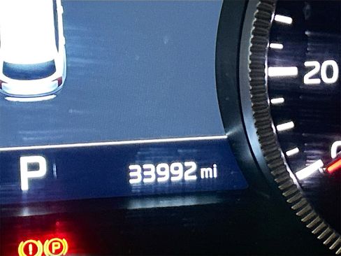 Used 2022 Kia Telluride SX w/ SX Prestige Package image 12