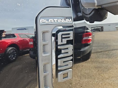 Used 2025 Ford F350 Platinum AWD/4WD image 6