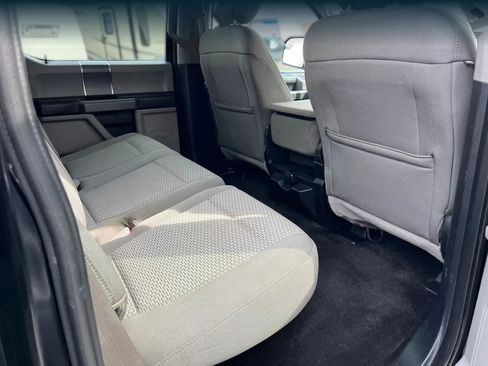 Used 2017 Ford F150 XLT w/ XTR Package image 12