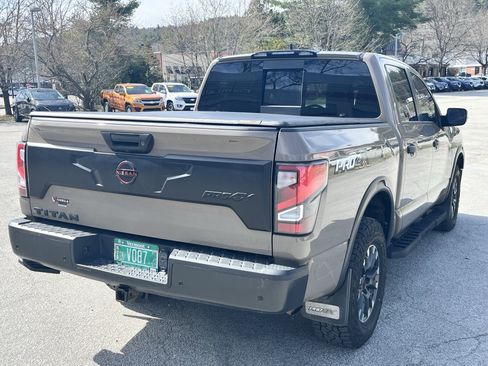 Used 2024 Nissan Titan PRO-4X w/ Pro-4x Convenience Package AWD/4WD image 7