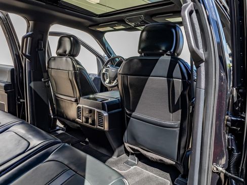 Used 2019 Ford F350 Platinum w/ Platinum Ultimate Package AWD/4WD image 31