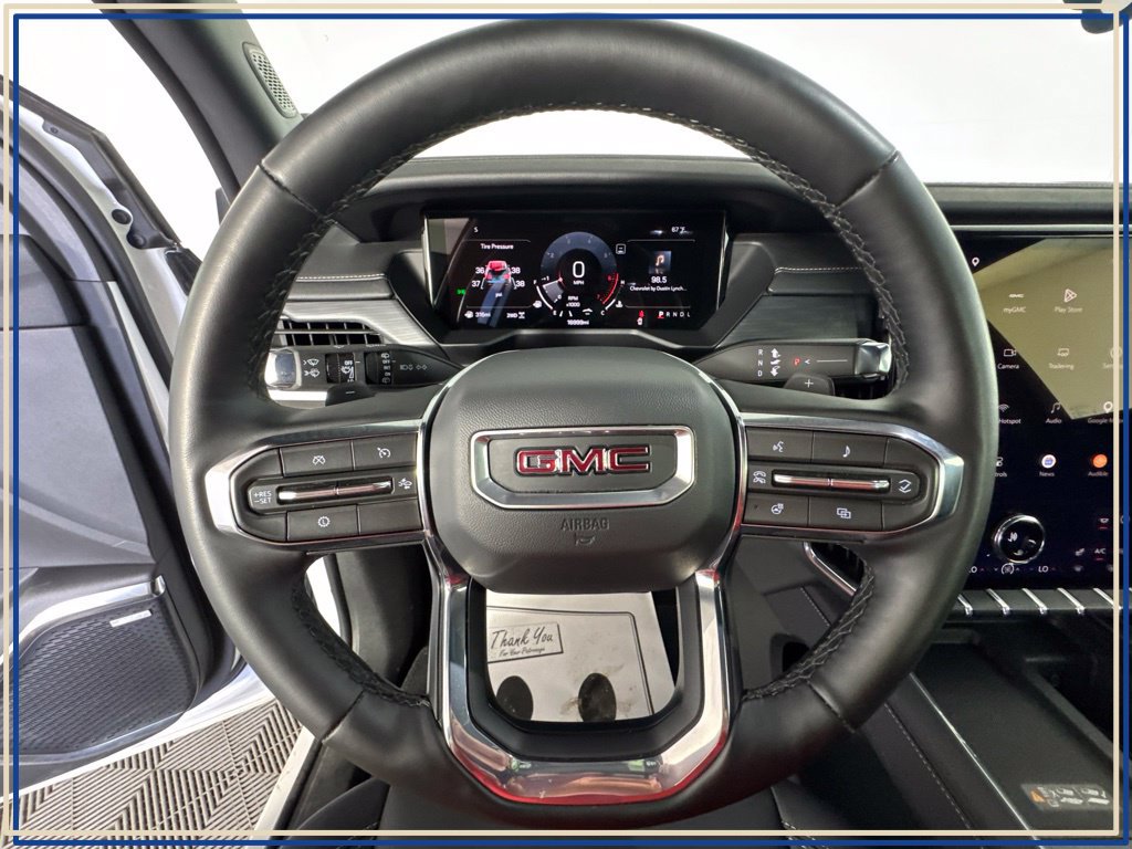 Certified 2026 GMC Acadia Elevation w/ Elevation Premium Package AWD/4WD image 18