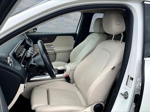 Used 2022 Mercedes-Benz GLA 250 4MATIC w/ Premium Package Lite image 20