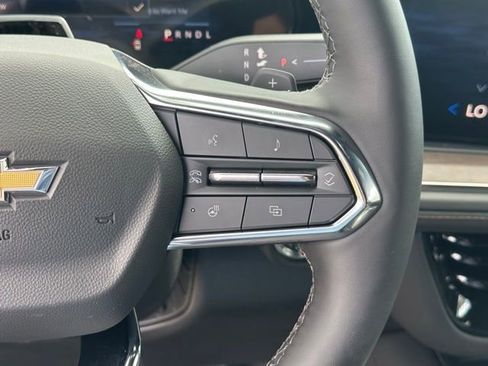 New 2026 Chevrolet Suburban High Country AWD/4WD image 5