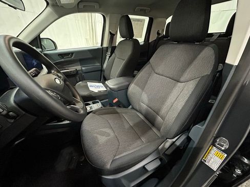 Used 2025 Ford Maverick XLT w/ Black Appearance Package image 12