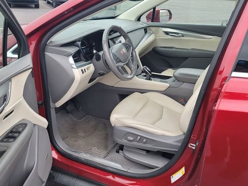 Used 2019 Cadillac XT5 Luxury AWD/4WD image 18