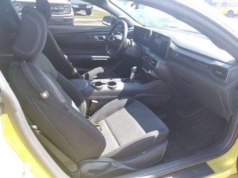 Used 2025 Ford Mustang GT w/ Mustang Nite Pony Package RWD image 8