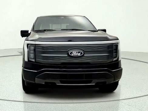 Used 2025 Ford F150 Lightning Lariat AWD/4WD image 2