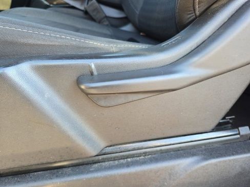 Used 2024 Chevrolet Silverado 2500 LT image 27