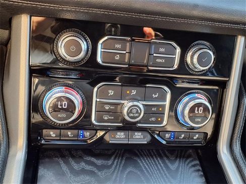 Used 2022 GMC Yukon Denali w/ Max Trailering Package image 20
