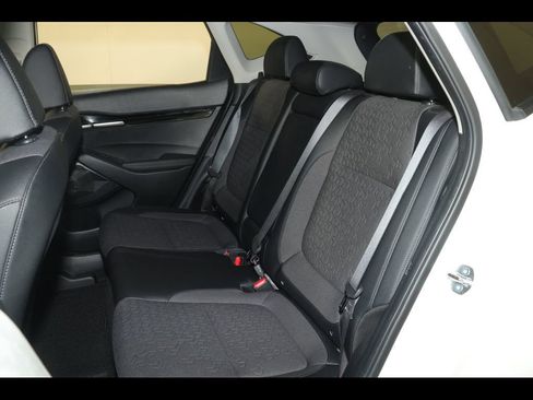 Used 2025 Kia Seltos S FWD image 27